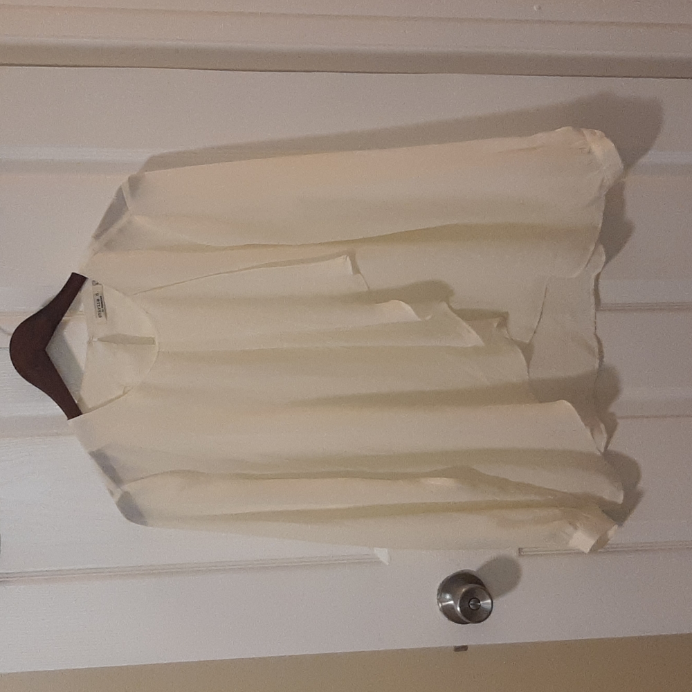 Kinnucan's Ruffle Blouse